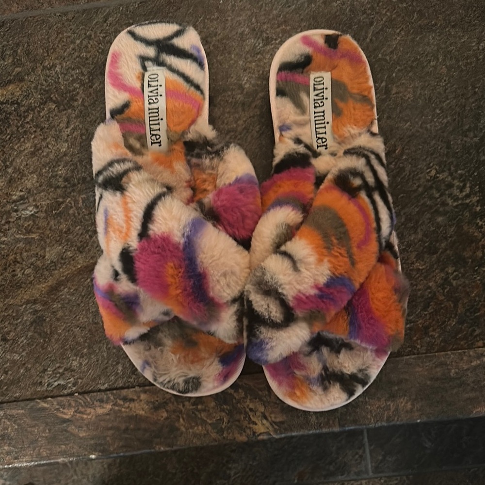 Olivia Miller Orange and Purple Fuzzy Slippers